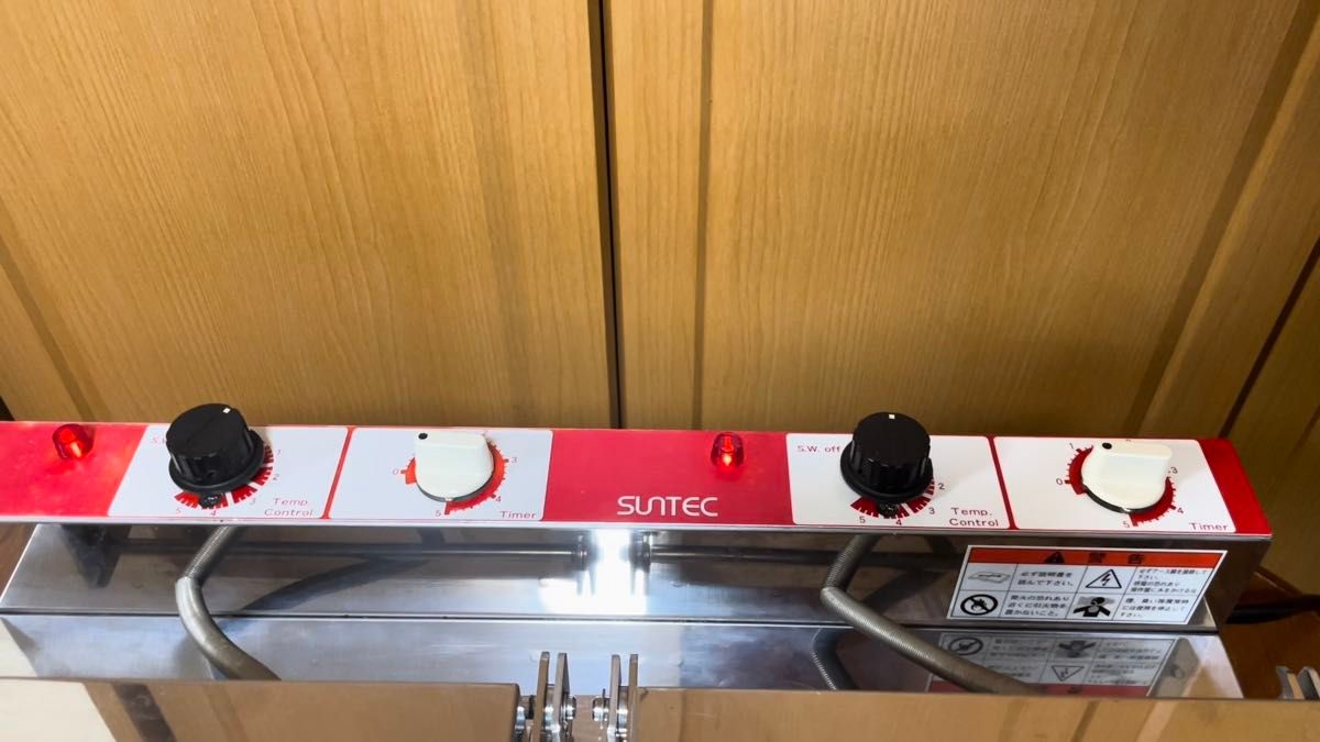 SUNTEC サンテック ワッフルメーカー 業務用 SBW-200-4 100V 美品 8枚焼き 丸も四角も両方焼ける