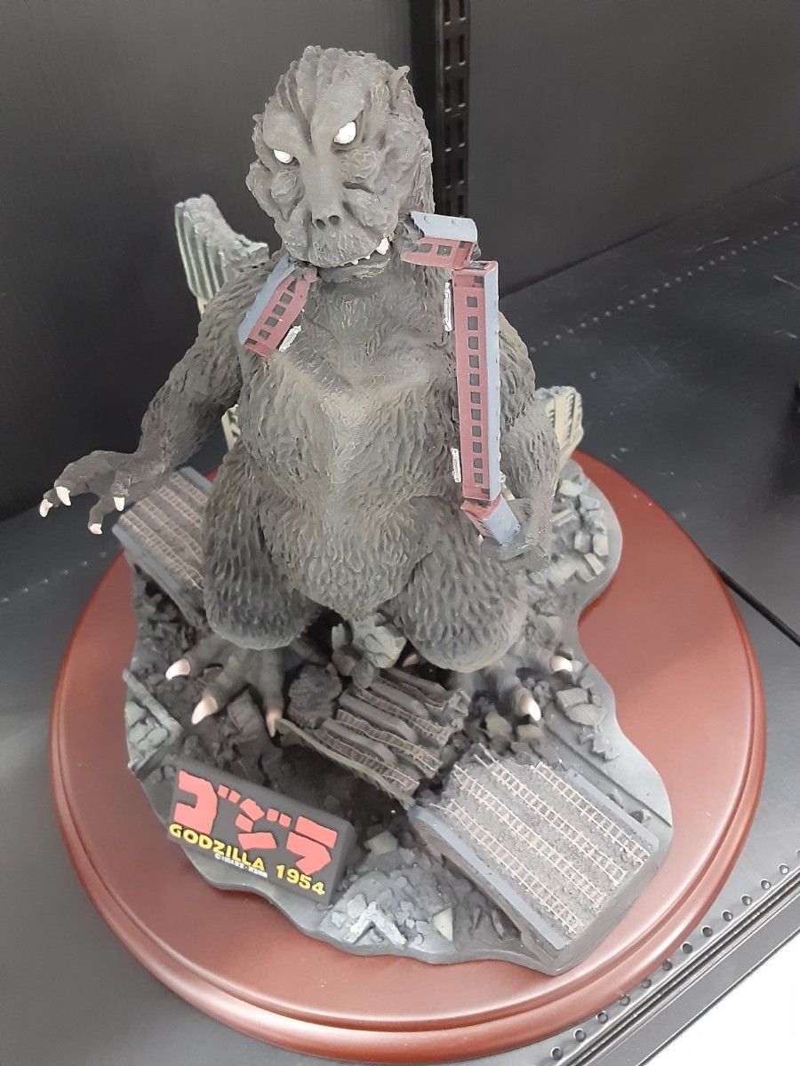 海洋堂 「 初代ゴジラ電車咥えポーズ 」 塗装済完成品 海洋堂 「 初代ゴジラ電車咥えポーズ 」 塗装済完成品|Yahoo