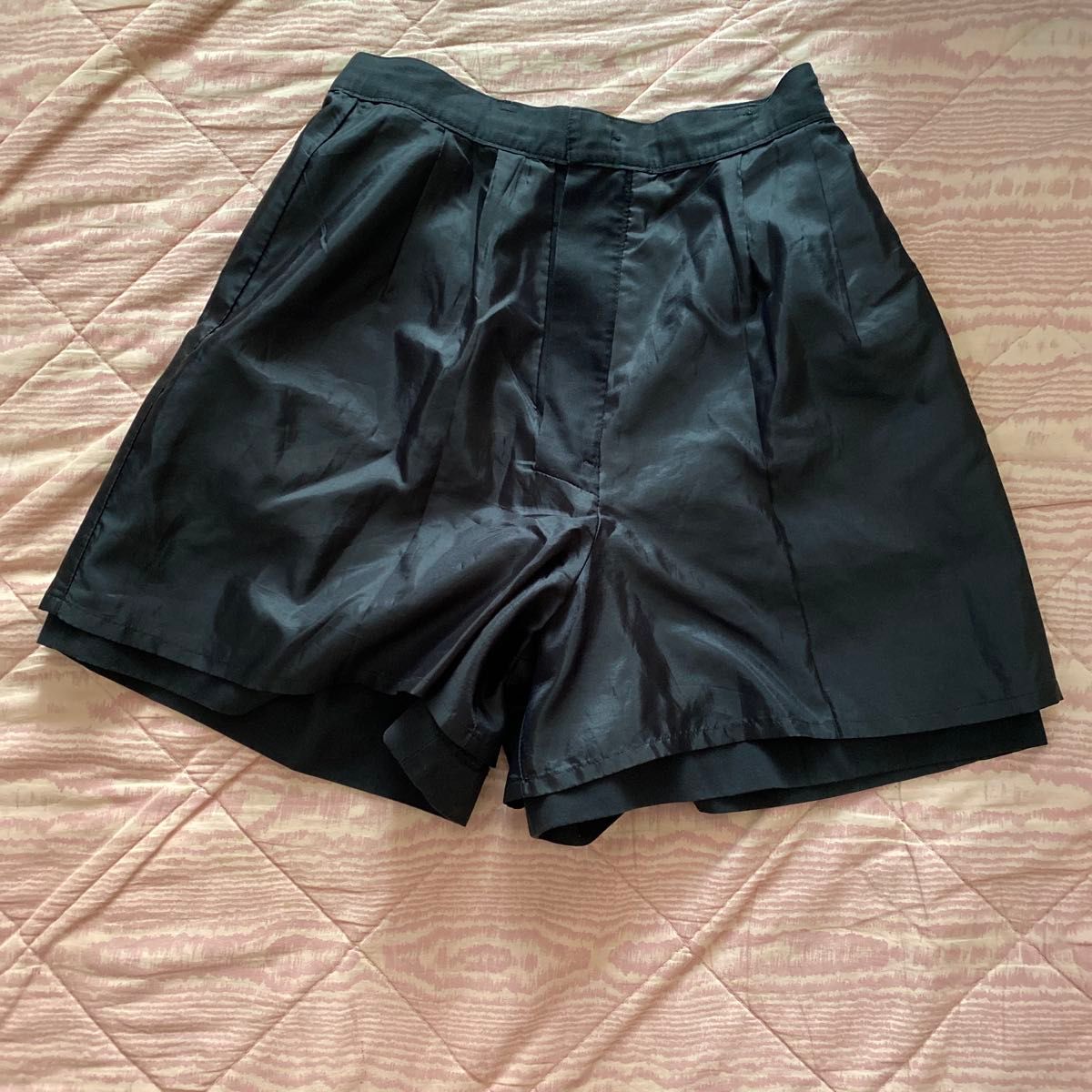 【Aelfric Eden】ブラックレザータッチ ショートパンツ 国内発送 ELLE SPORTSのショートパンツ ブラック|Yahoo!フリマ(旧PayPay