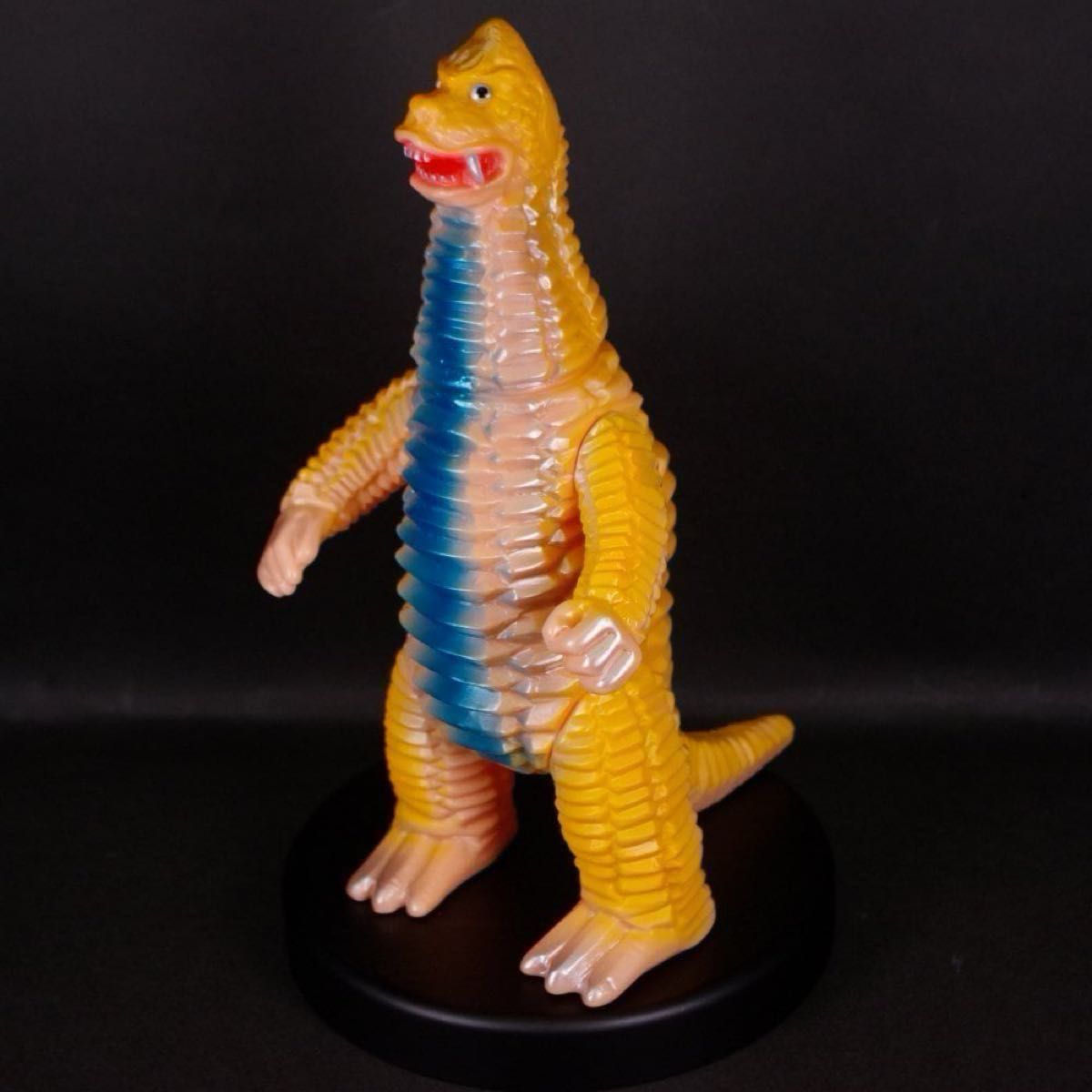 ブルマァクの怪獣シリーズ★レッドキング、ゴモラ レトロカラー2体セット ソフビ ブルマァクの怪獣シリーズ レッドキング ゴモラ 昭和レトロ