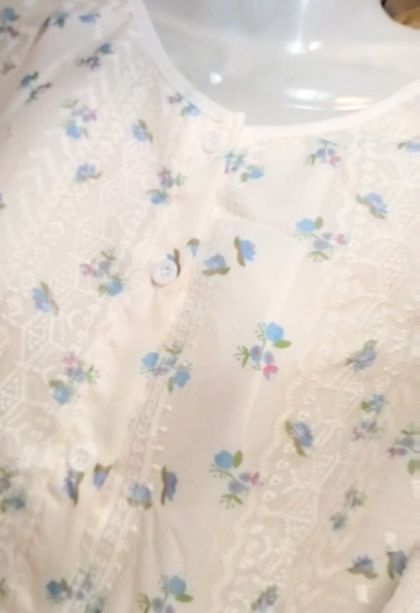新品未使用 パフスリーブ ブラウス 大人可愛い 天然素材涼しく春夏秋ラグラン袖 刺繍