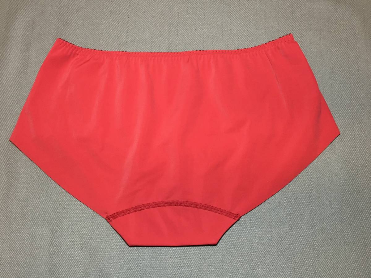 ヤフオク 新品 定価9900円 ワコール ウイング レシアージ ヤフオク 新品 定価9900円 ワコール ウイング レシアージ