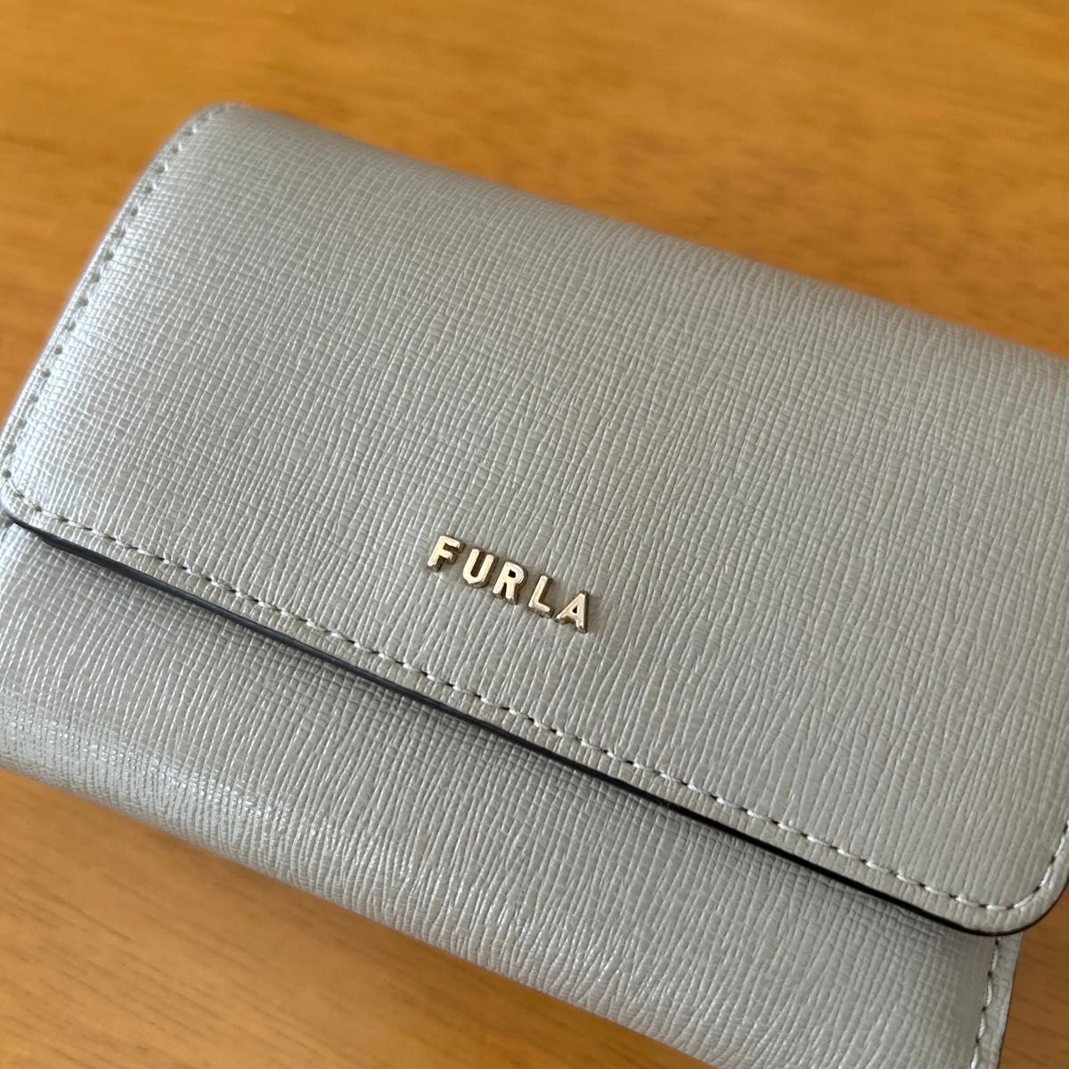【FURLA】バイカラー三つ折り財布 フルラ 三つ折り財布 バイカラー|Yahoo!フリマ(旧PayPayフリマ)