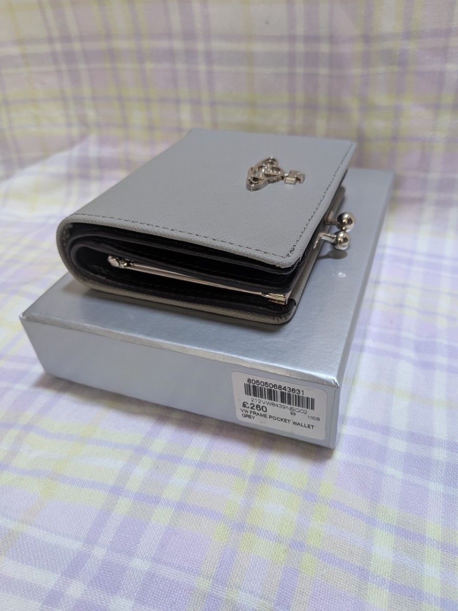 Vivienne Westwood 二つ折り財布 843VW631 Vivienne Westwood グレー 二つ折り財布 843VW631|Yahoo!フリマ