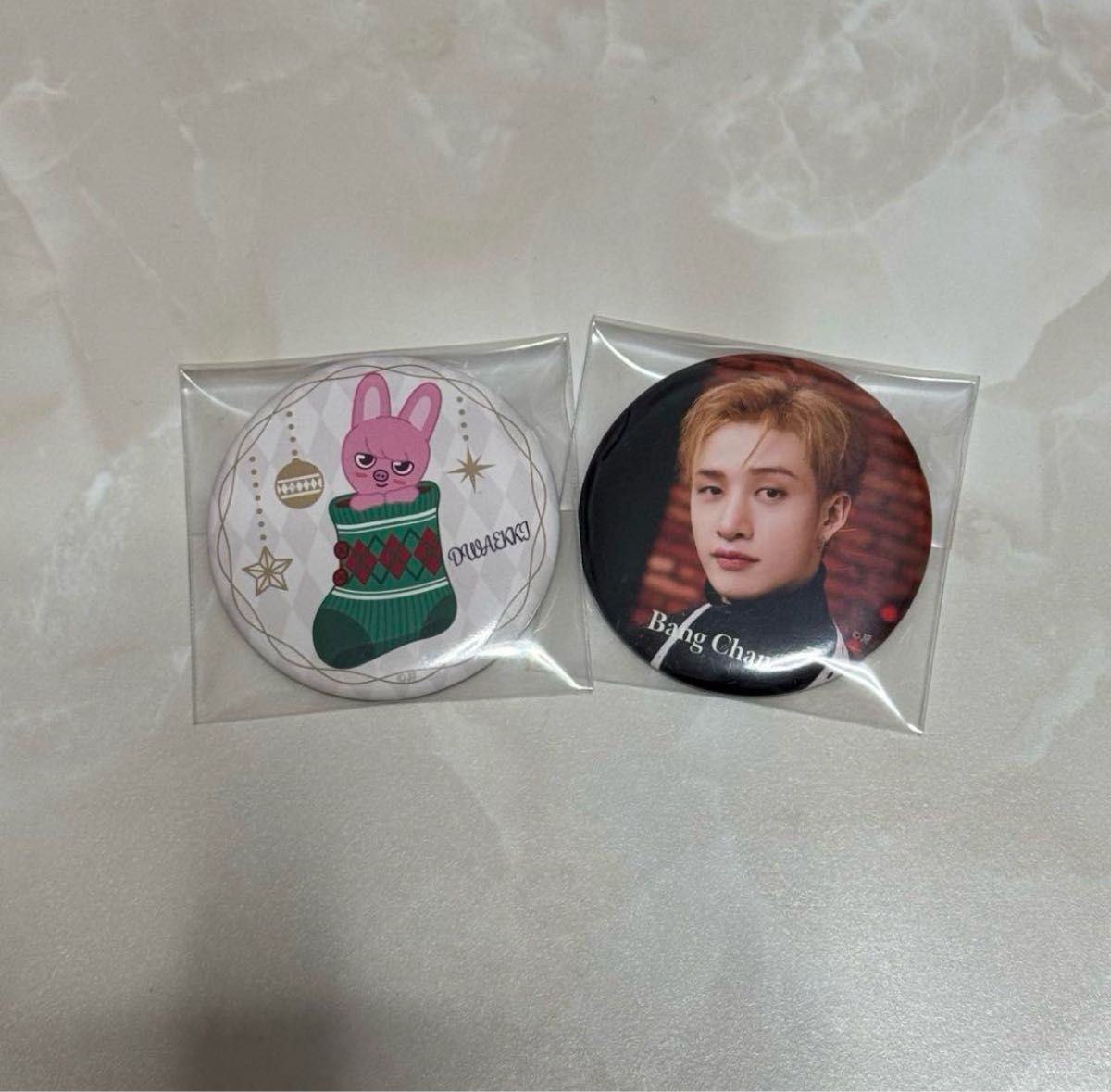 Stray Kids バンチャン XMAS POPUP缶バッジ サイン入り straykids 2023 クリスマス POPUP 缶バッジ|Yahoo!フリマ(旧