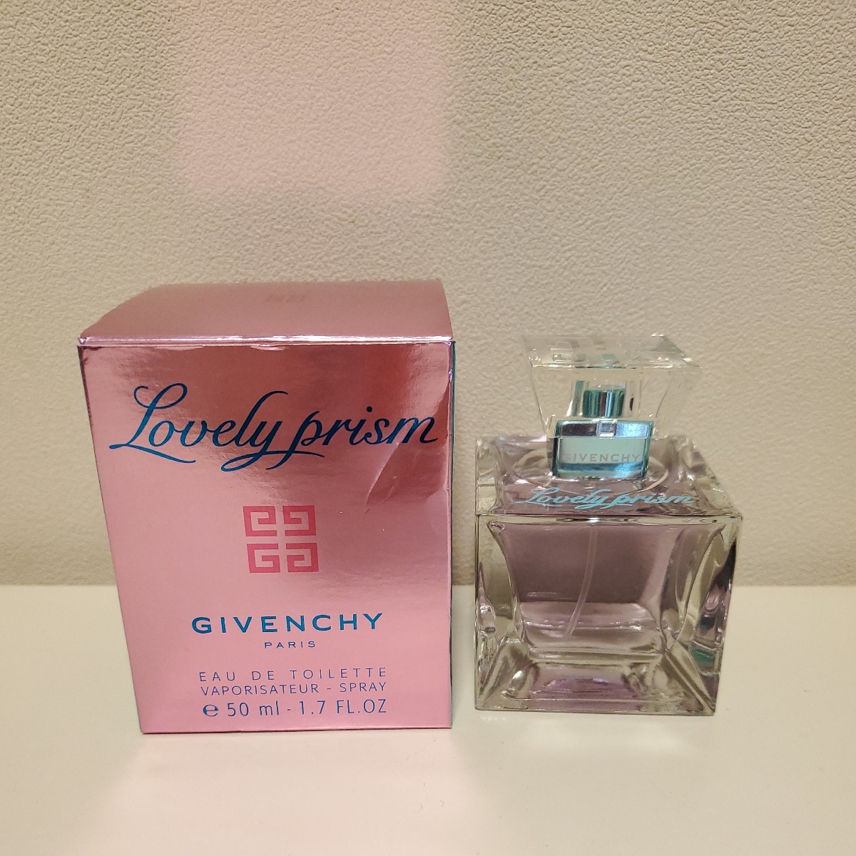 GIVENCHY ジバンシー ラブリープリズム 香水 50ml オーデトワレ香水