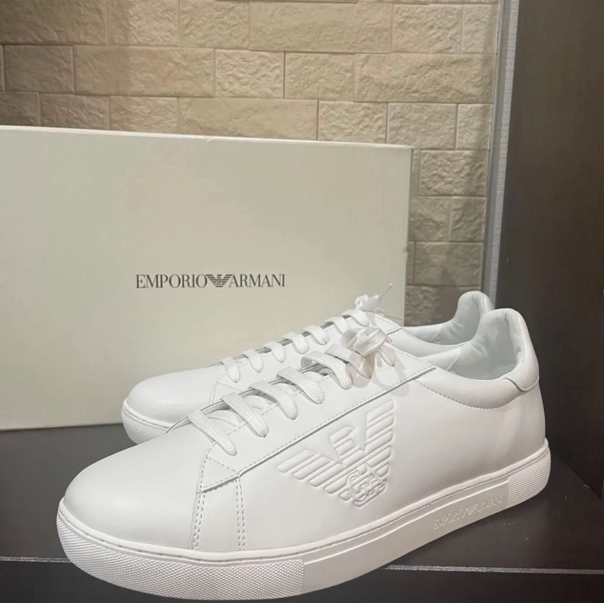 EMPORIO ARMANI エンポリオアルマーニ メンズ レザー スニーカー 新品未使用箱付き EMPORIO ARMANI レザースニーカー メンズ