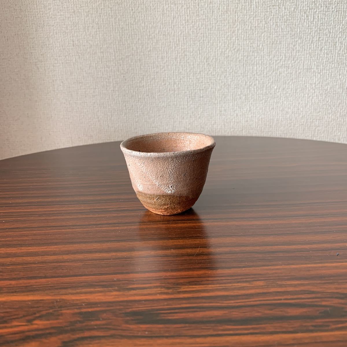安永頼山 絵唐津ぐい呑 共箱 唐津ぐい呑 酒器 師 田中佐次郎 藤ノ木 安永頼山 絵唐津ぐい呑 共箱 唐津ぐい呑 酒器 師 田中佐次郎 藤ノ木