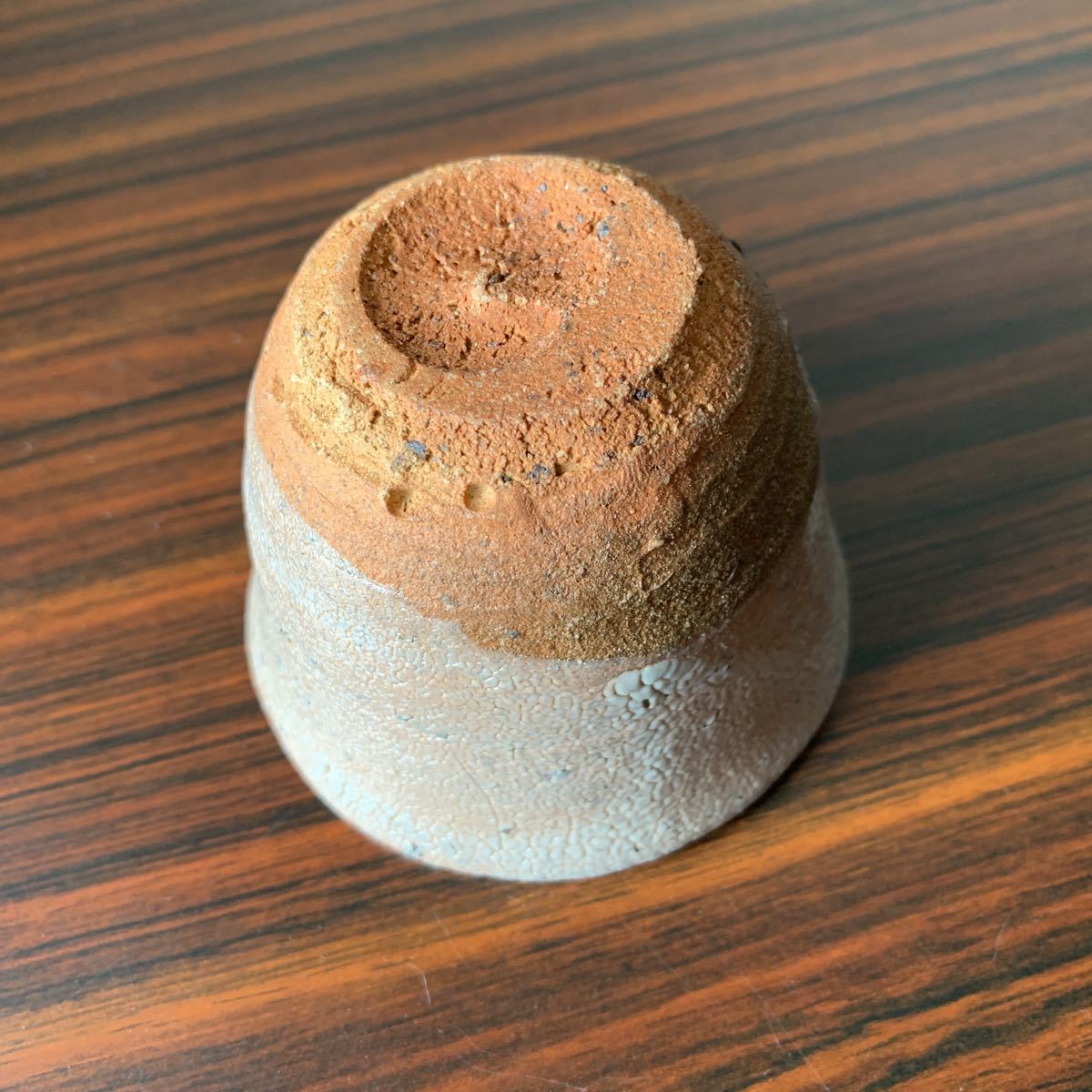 安永頼山 絵唐津ぐい呑 共箱 唐津ぐい呑 酒器 師 田中佐次郎 藤ノ木 安永頼山 絵唐津ぐい呑 共箱 唐津ぐい呑 酒器 師 田中佐次郎 藤ノ木