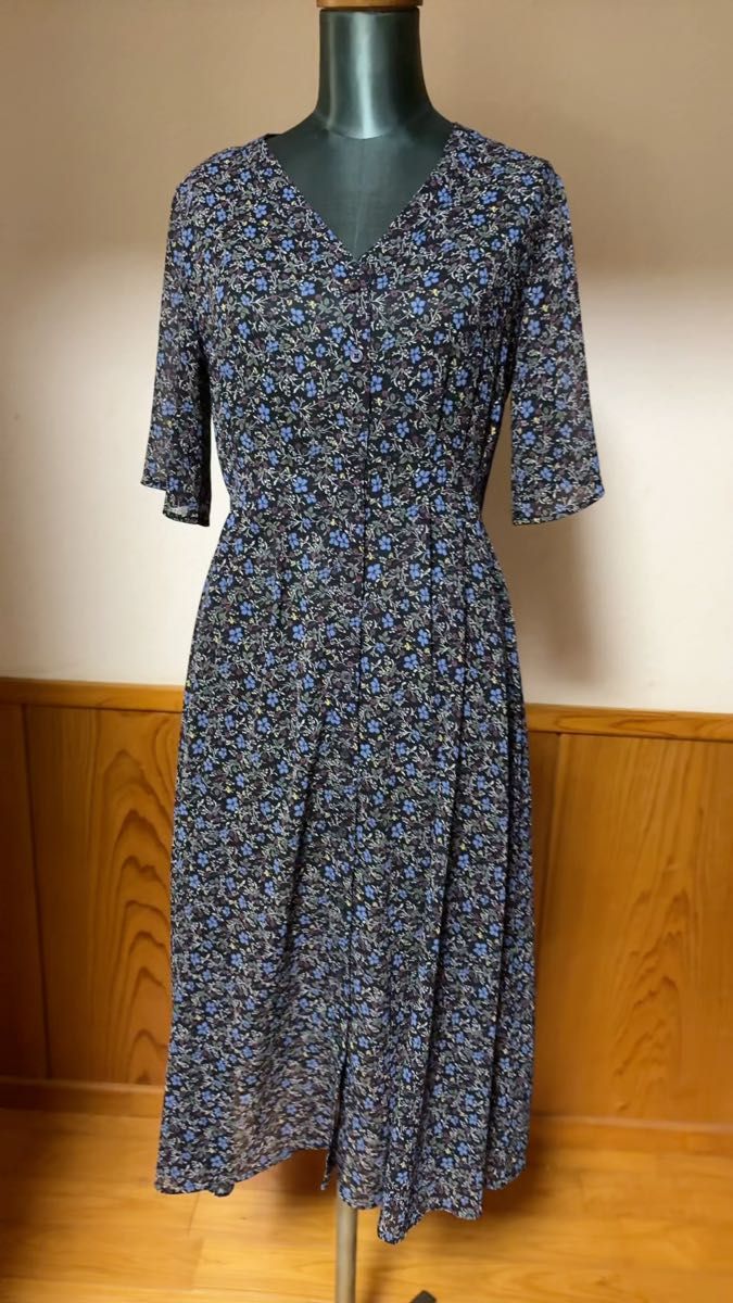 ユニクロ リバティ柄シフォンワンピースS Studio Sanderson美品!