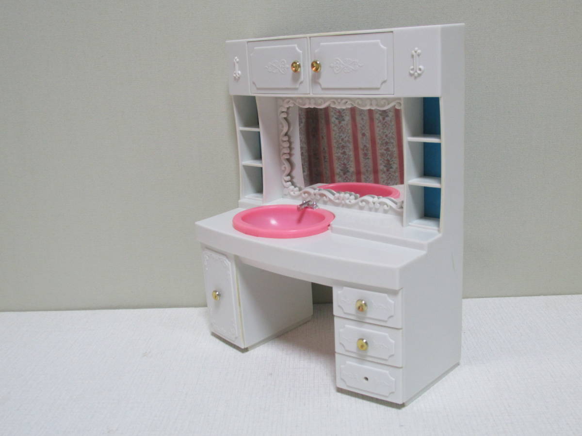 リカちゃん　「リカちゃんの白い白い家具セット　洗面化粧台」　タカラ　洗面台
