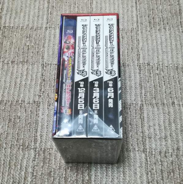 新品　快盗戦隊ルパンレンジャーVS警察戦隊パトレンジャー Blu-ray Collection 1 初回版_画像2