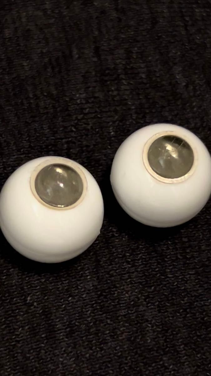 ドールアイ プラスチックとゴム製