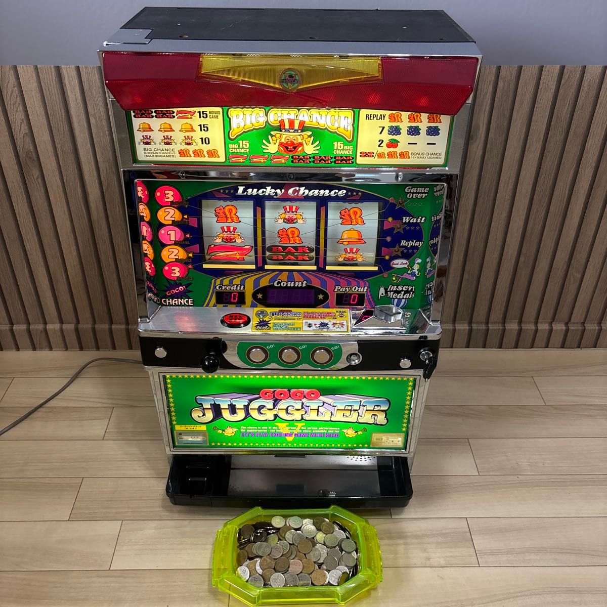 【希少品】※相談可 初代ゴーゴージャグラー 実機 スロット実機 ゴーゴージャグラーV 4号機 希少レア|Yahoo