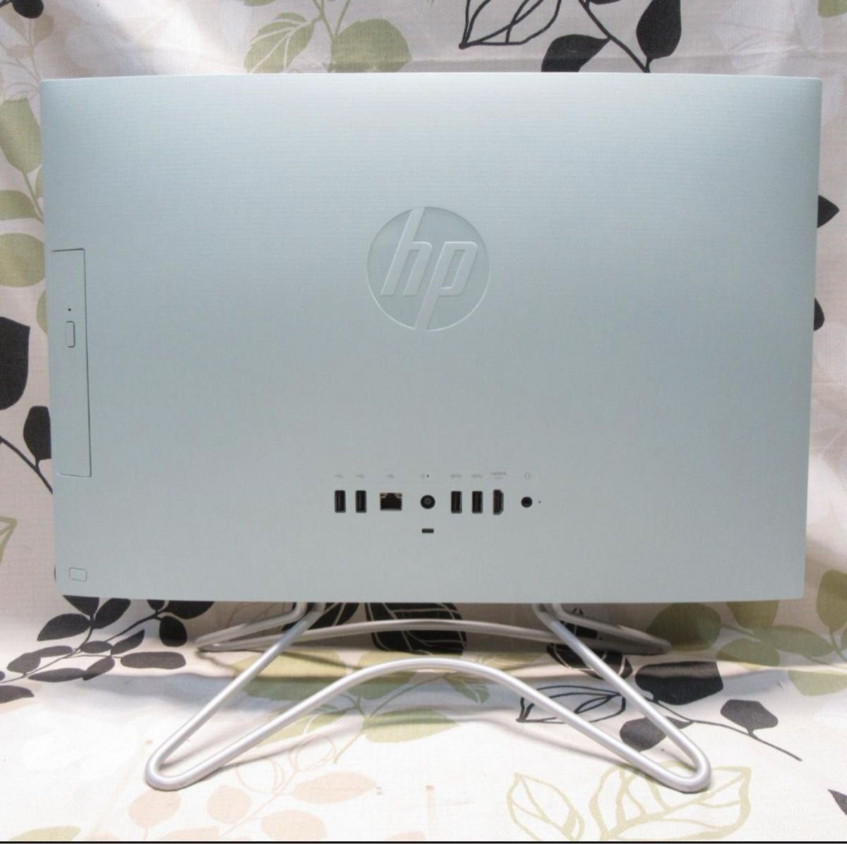 人気の白!Win11公式対応8世代Corei3/メモリ8/SSD+HDD/カメラ 美品Win11公式対応Corei3/メ8G/SSD+HDD/カメラ/無線/タッチ