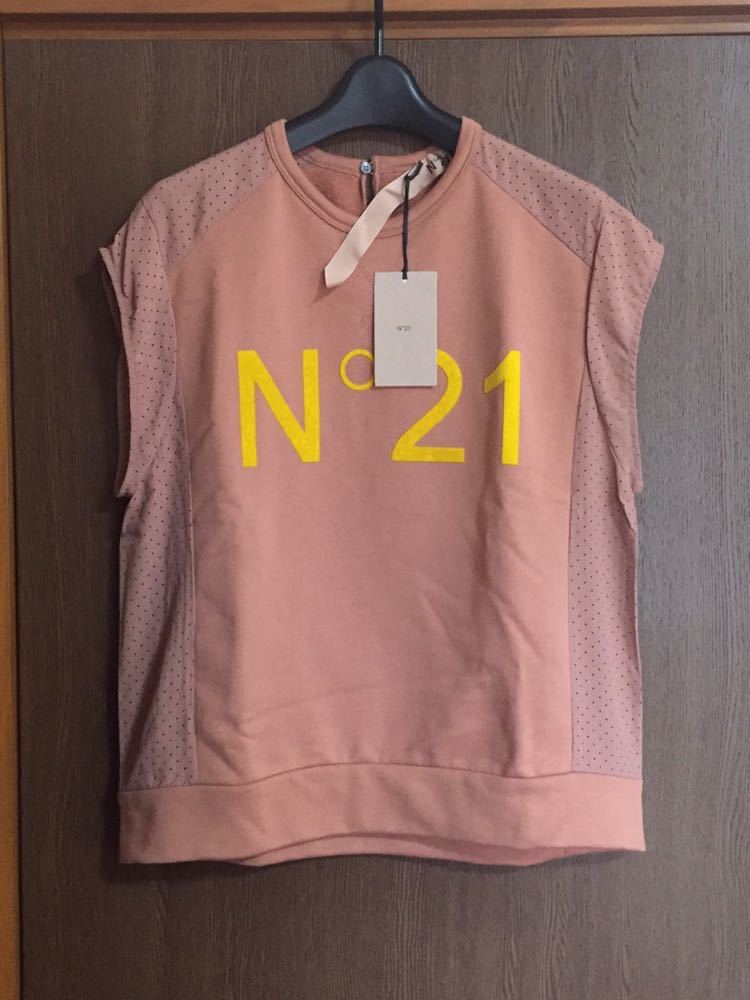 新品 N°21 ノースリーブ 切り替え ロゴ スウェット カットソー ヌメロヴェントゥーノ size 44 ヌメロ レディース Tシャツ ジレ