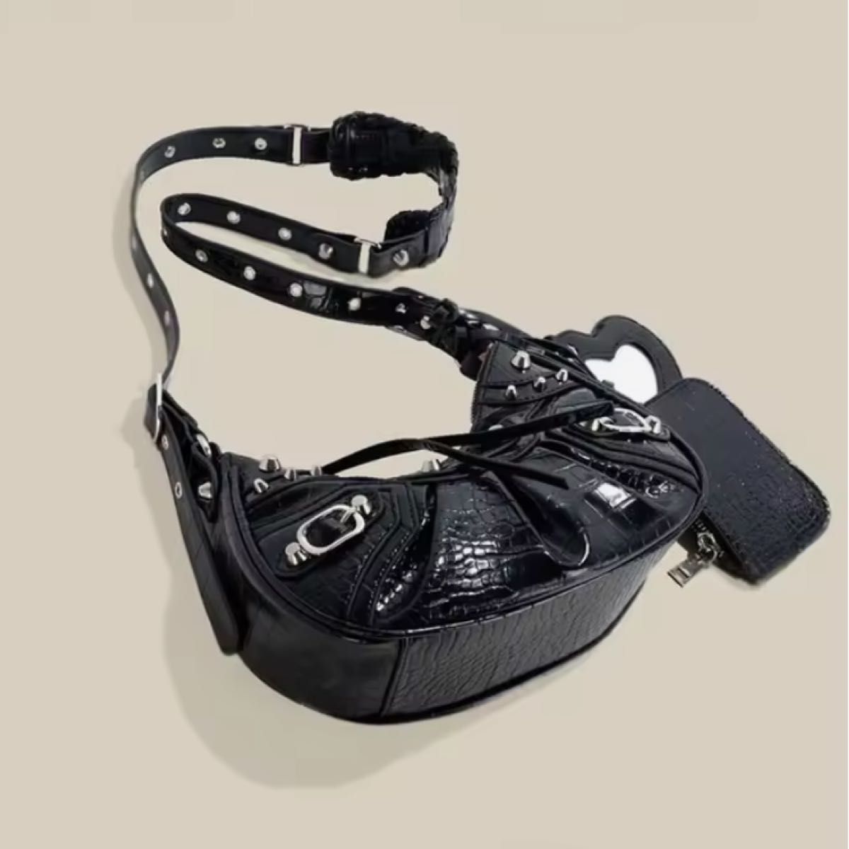 バッグ archive y2k leather hand bag white studs archive Y2K leather hand bag white studs|Yahoo!フリマ(旧