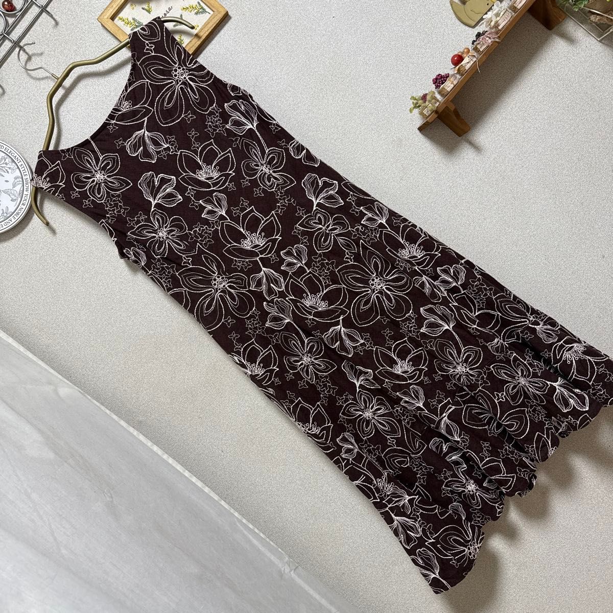 【HOBBS】ナチュラル美人に♪オシャレ刺繍ワンピース 美品 HOBBs ワンピース 刺繍|Yahoo!フリマ(旧PayPayフリマ)