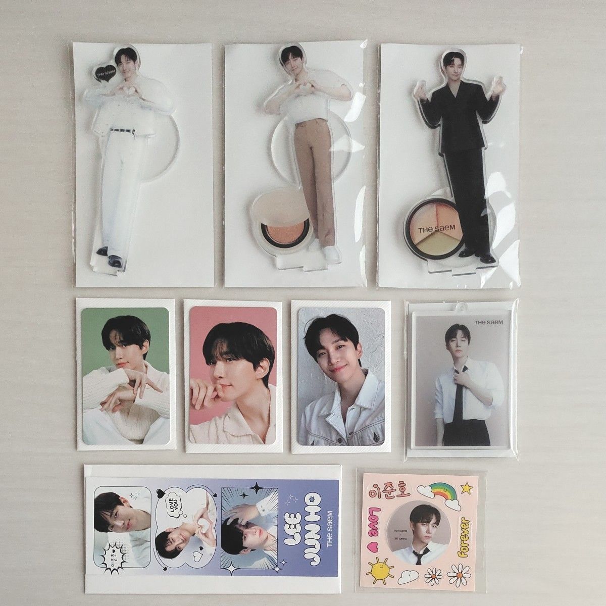 ☆user_fadd6b54 2PM ジュノ アクリルスタンド2点セット ☆user_fadd6b54 2PM ジュノ アクリルスタンド2点セット Amazon