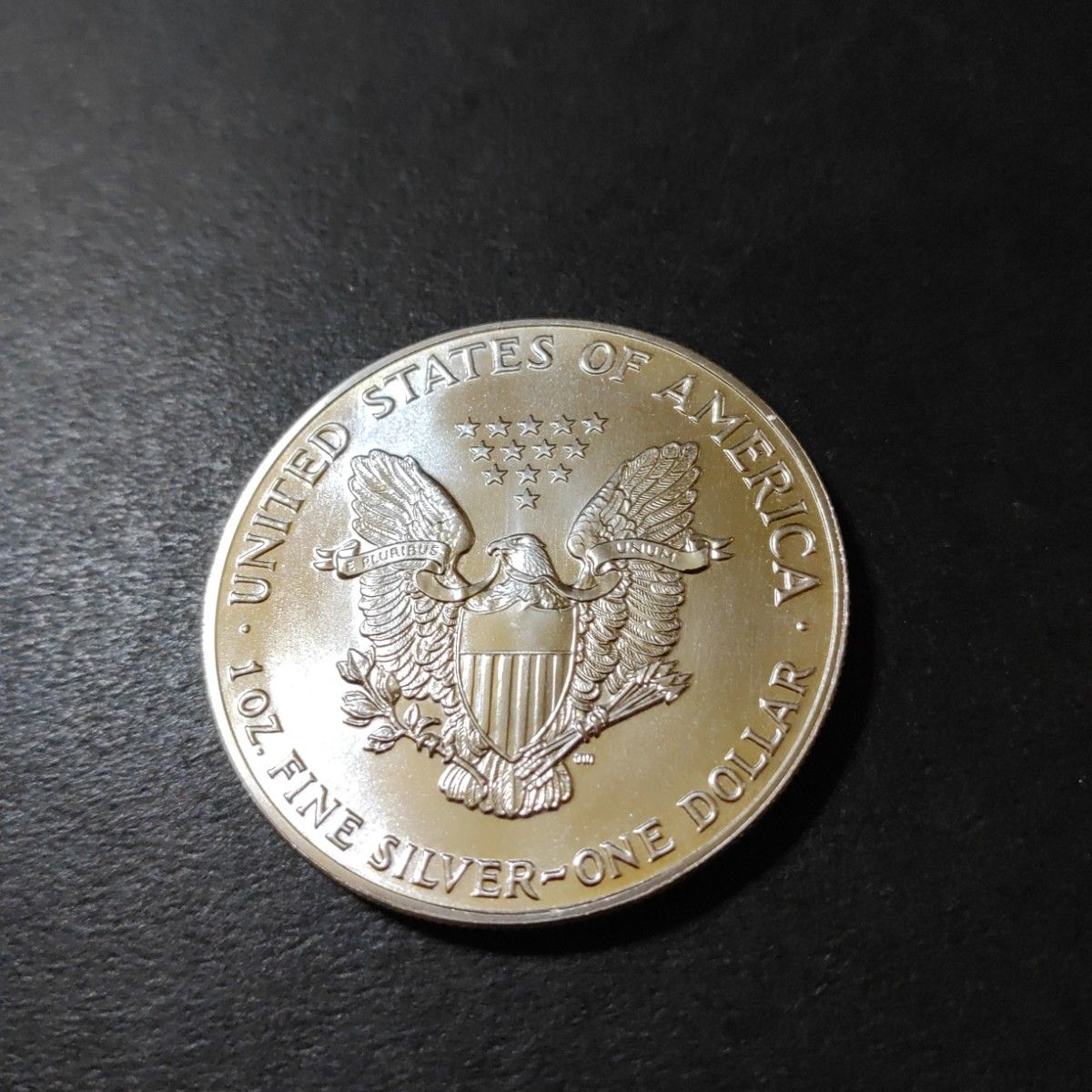 2740H 2012年 アメリカン・イーグル銀貨 1オンス アメリカ イーグル1ドル銀貨 1988年 1オンス|Yahoo!フリマ(旧