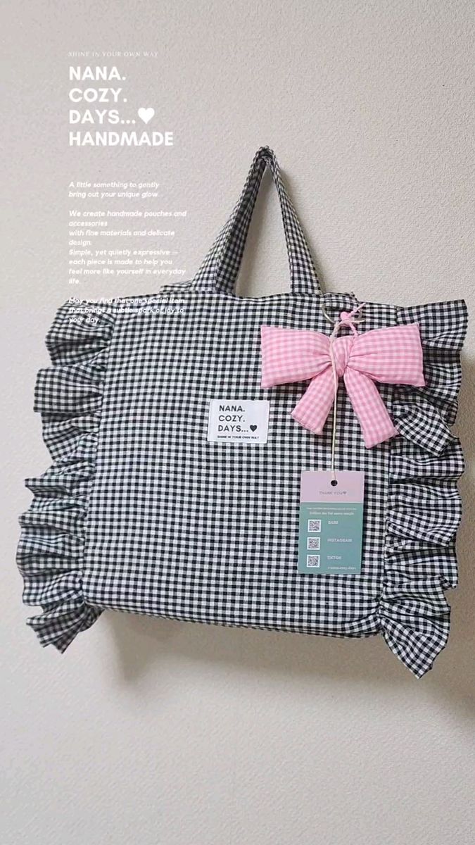 マチありフリルトートバッグ2way リボンチャーム付き ハンドメイド 推し活