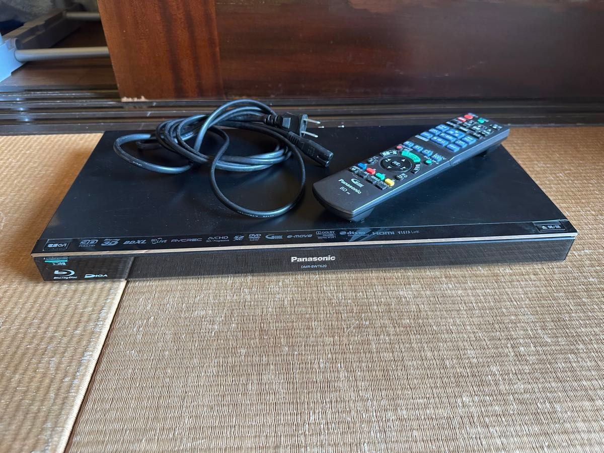 大容量2TB仕様 Panasonic ブルーレイレコーダー DMR-BWT620 パナソニック ディーガ ブルーレイレコーダー DMR-BWT620 大容量
