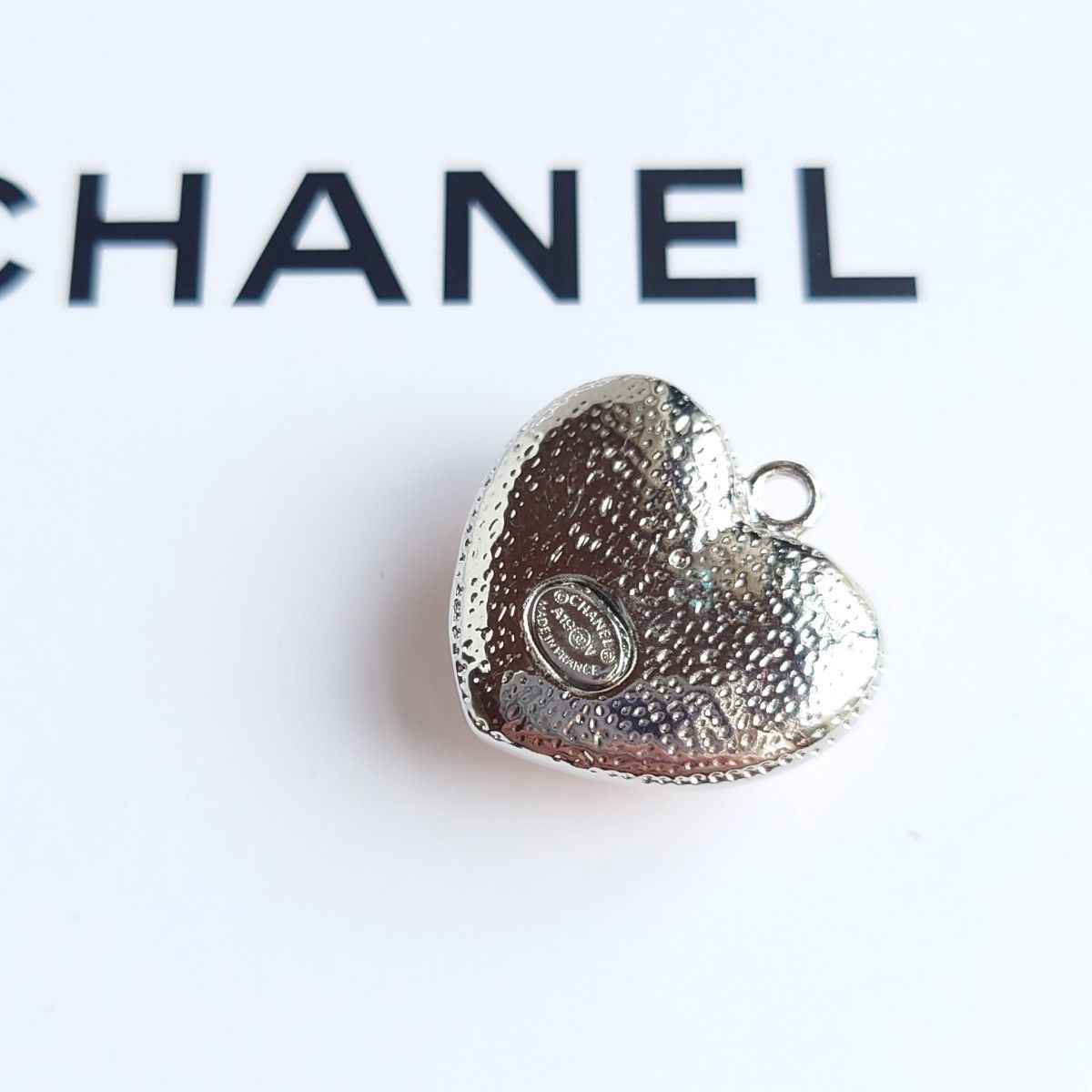 CHANEL シルバー ロゴ入りキーホルダー✨ヴィンテージ✨ ヴィンテージチャーム ピンク ハート CHANEL ココマーク