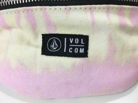 VOLCOM GIRL'S ボルコム E6722001MLT ウエストバッグ ポーチ 小さい鞄 肩掛け Bag 布製 マルチ色 カワイイ ヴォルコム 新品 即決 送料無料の画像4