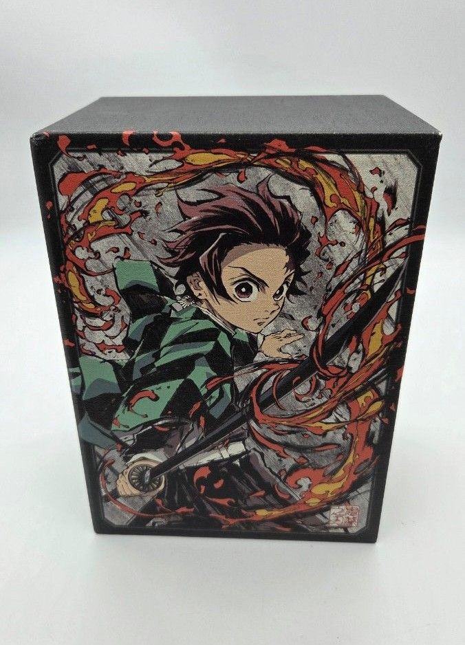 gtr  非売品 鬼滅の刃 dvd ブルーレイ 収納box上下 おまけ付き gtr 非売品 鬼滅の刃 dvd ブルーレイ 収納box上下 おまけ付き