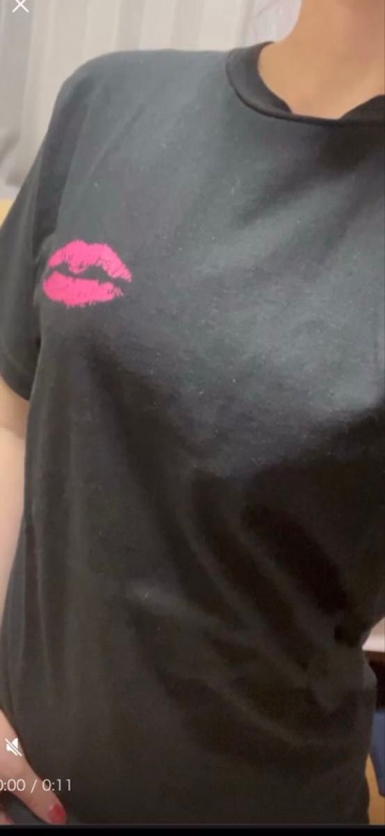 Tシャツ リップマーク