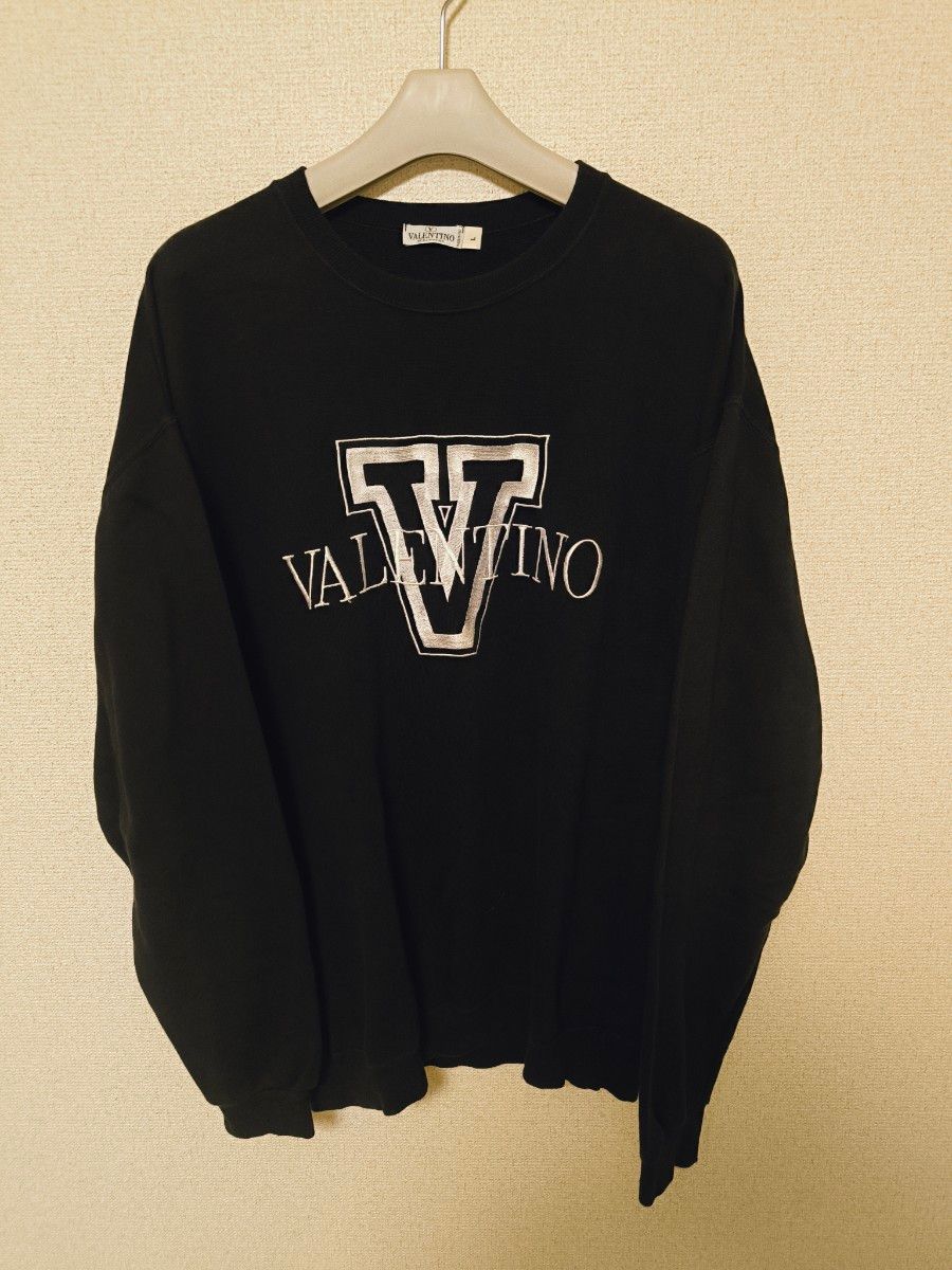 国内発送関税込み VALENTINO ロゴスウェット Sサイズのみ!!! VALENTINO 黒 刺繍 スウェット メンズ L トレーナー|Yahoo