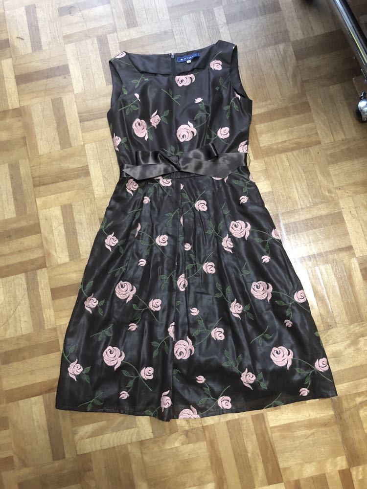 ヤフオク 美品エムズグレイシー 薔薇刺繍ワンピース ヤフオク 美品エムズグレイシー 薔薇刺繍ワンピース
