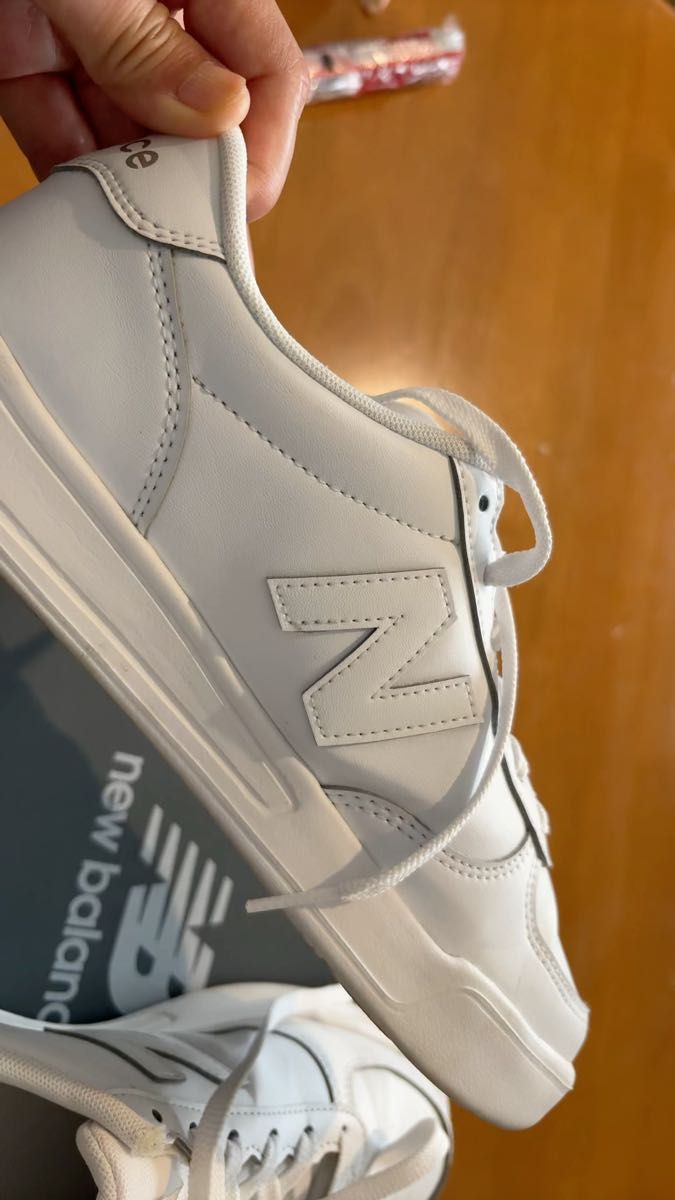 New Balance シューズ ホワイト25センチ