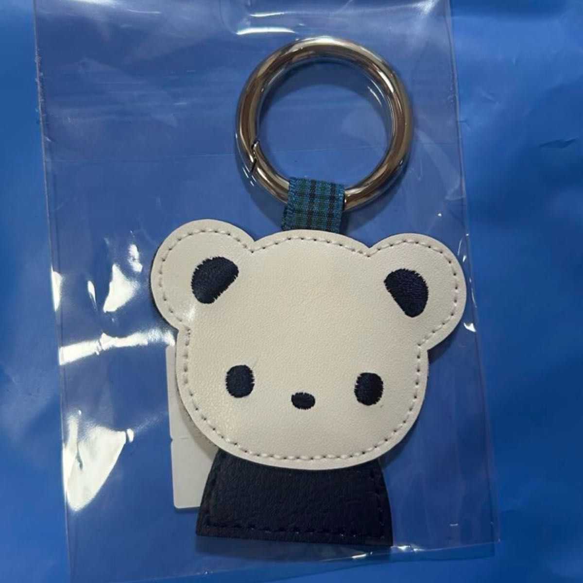 【新品.タグ付き.未使用】♡ファミリア♡ファミちゃん ネームホルダー ネイビー♡ 新品未使用未開封 ファミリア ネームホルダー ネイビー ファミ