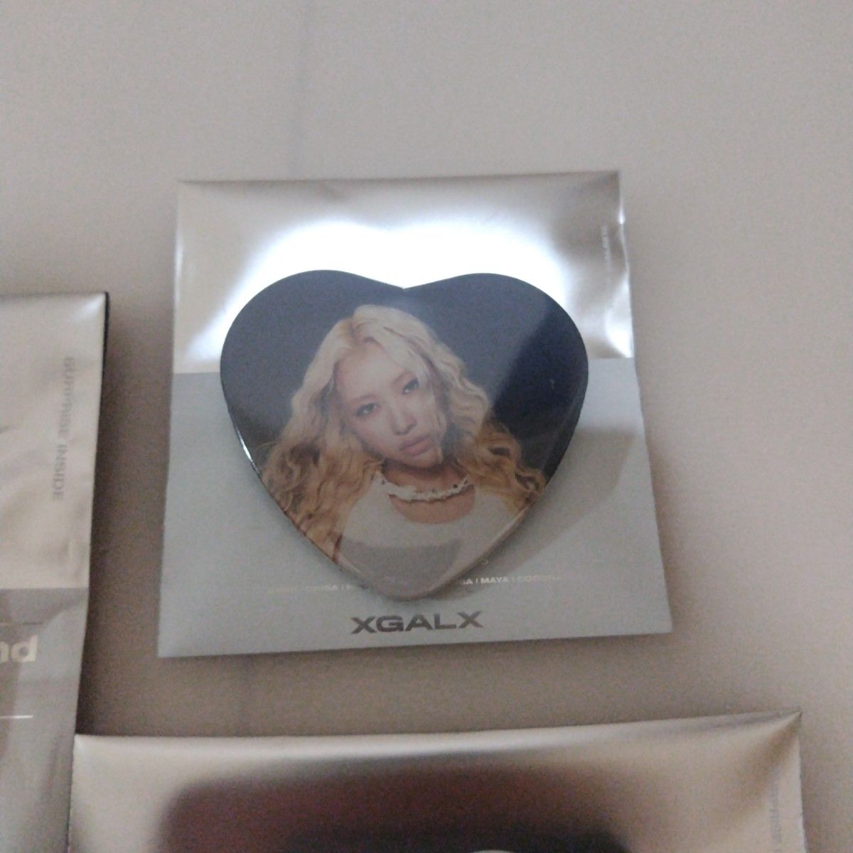 XG IS THIS LOVE 缶バッジ アクリルキーホルダー マグネット XG IS THIS LOVE 缶バッジ アクリルキーホルダー マグネット