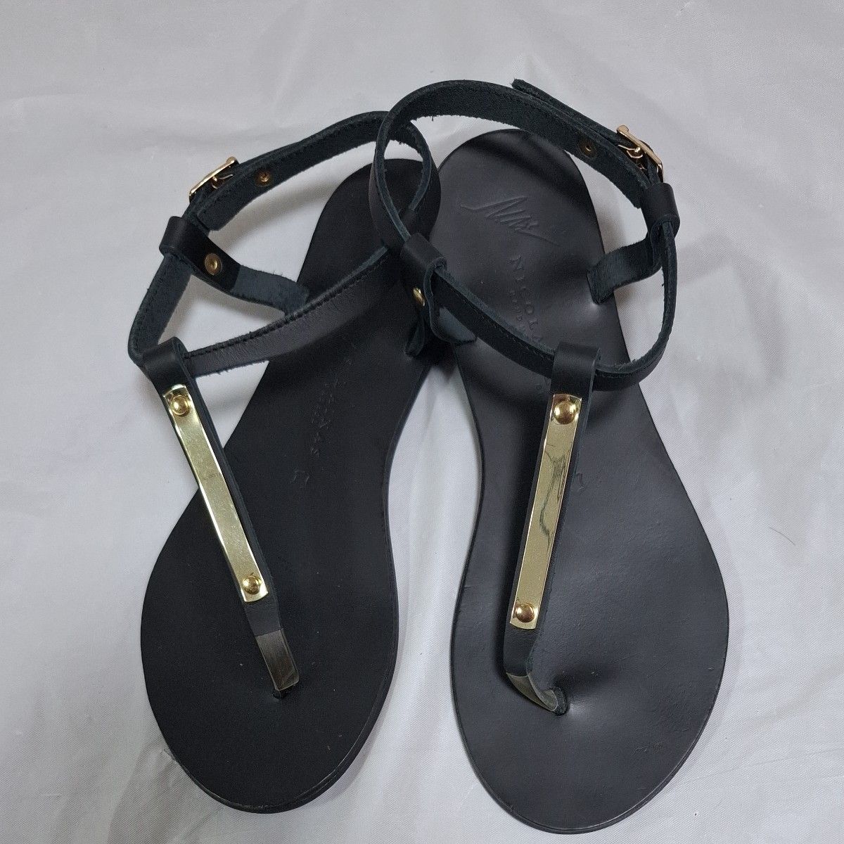 NICOLAS LAINAS /別注 ストラップフラットサンダル 美品 22 5cm NICOLAS LAINAS アンクル ストラップ サンダル 美品