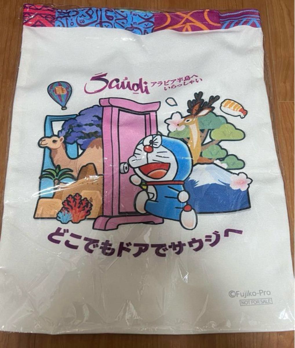 大阪・関西万博 サウジアラビア ドラえもん トートバッグ 折りたたみ傘 セット 非売品 大阪関西万博ドラえもんトートバッグ『サウジアラビアと