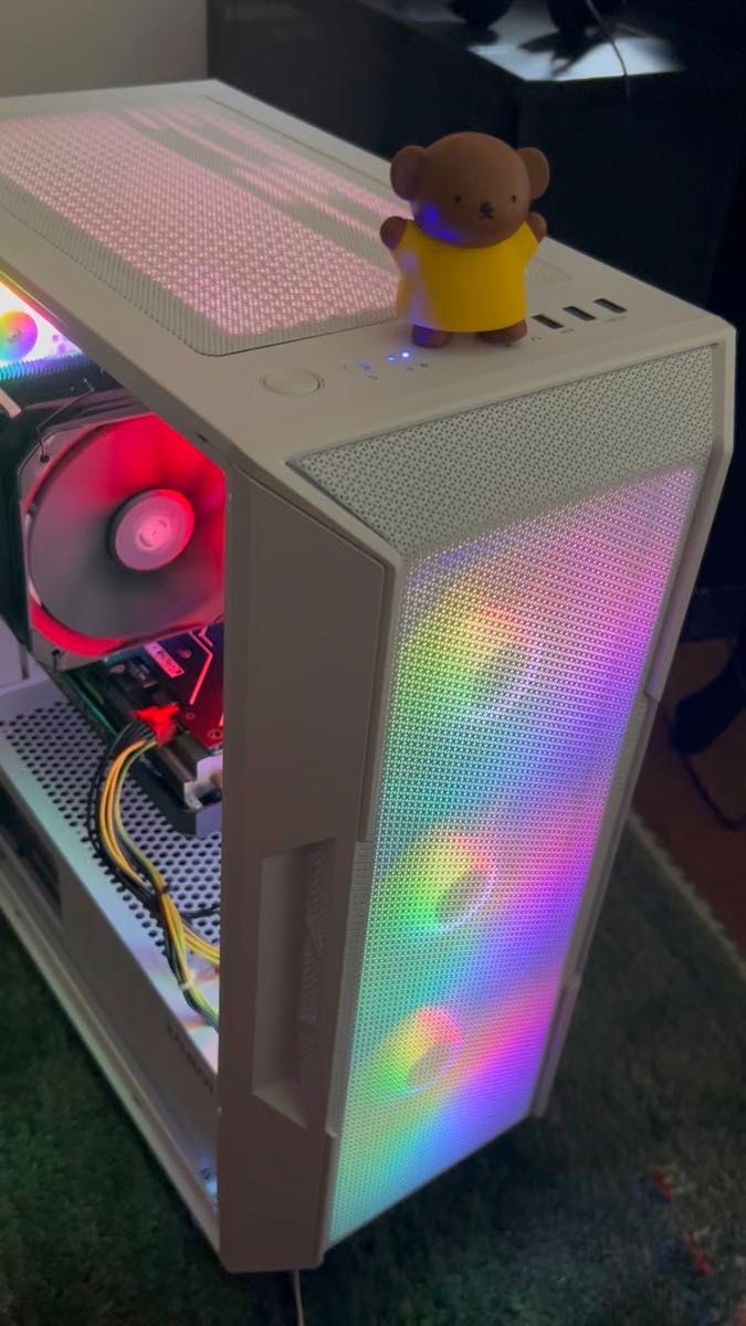 【ミドルゲーミングPC】ryzen 7 5700X+RTX3070+DDR4 OC16G+M.2 gen4 1T【時を駆ける白犬】
