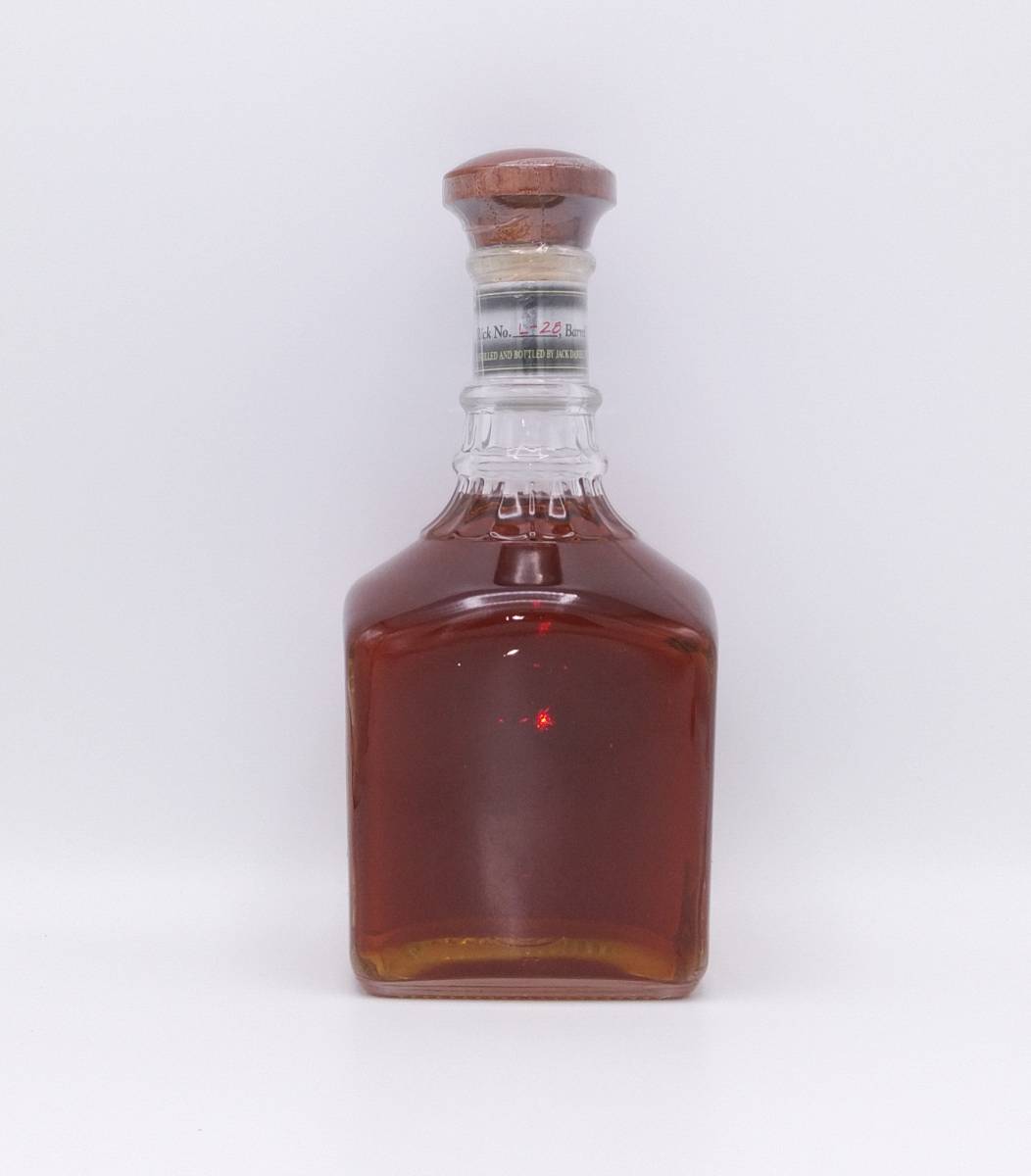 【全国送料無料】JACK DANIEL'S SINGLE BARREL Tennessee Whiskey【Barrel No.0-0024】【Rick No.L-28】【Date.1-7-00】　45度　700ml
