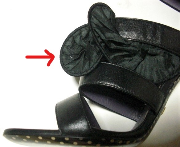 sale! emanuel ungaroemani L Ungaro * lady's * black frill design sandals * size 37* frill part . small hole opening equipped. 