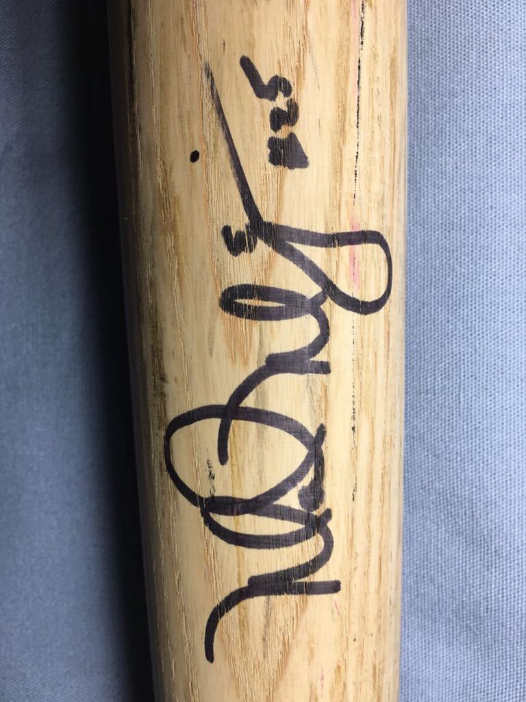 【MLB】超貴重　マーク・マグワイア　実使用バット　１９９８年　歴史的シーズン　直筆サイン　証明書　Mark Mcgwire Game Used Bat_画像5