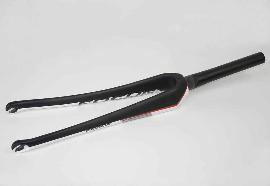 Yahoo!オークション - 新品 49 000円 FOCUS 3T ELEMENTフル Yahoo!オークション - 新品 49 000円 FOCUS 3T ELEMENTフル