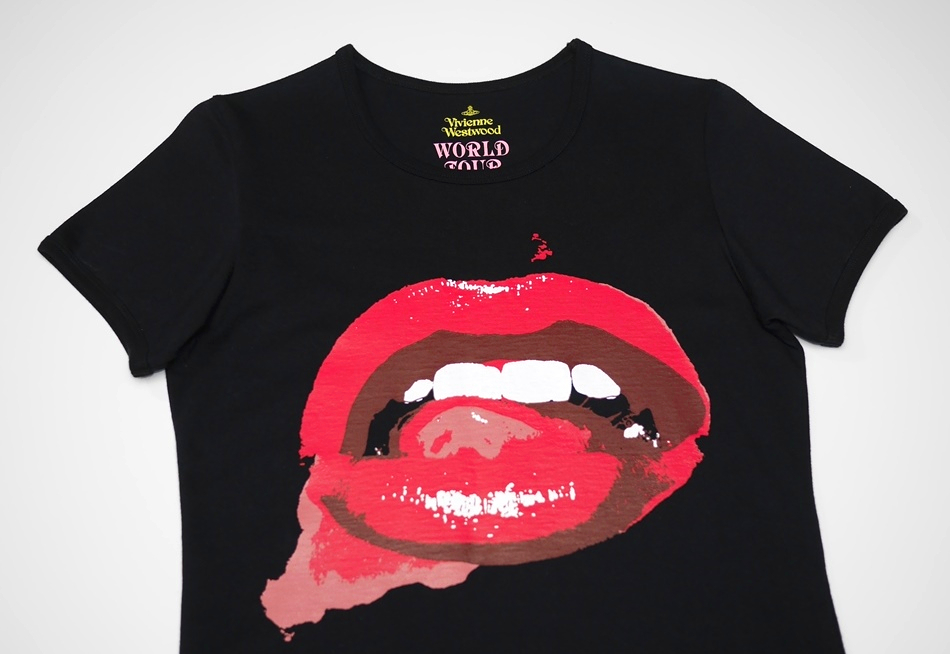 新品 日本製 Vivienne Westwood WORLD TOUR限定ワールドツアー半袖TシャツMレディースSサイズ36回顧展SLYリップ柄ANNAレッド黒38カットソー_画像2