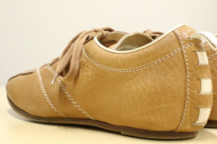 ボッテガ・ヴェネタ ドライビングシューズ レザー スニーカー Bottega