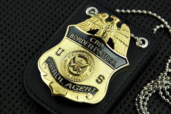 警察バッジ アメリカの値段と価格推移は 68件の売買情報を集計した警察バッジ アメリカの価格や価値の推移データを公開
