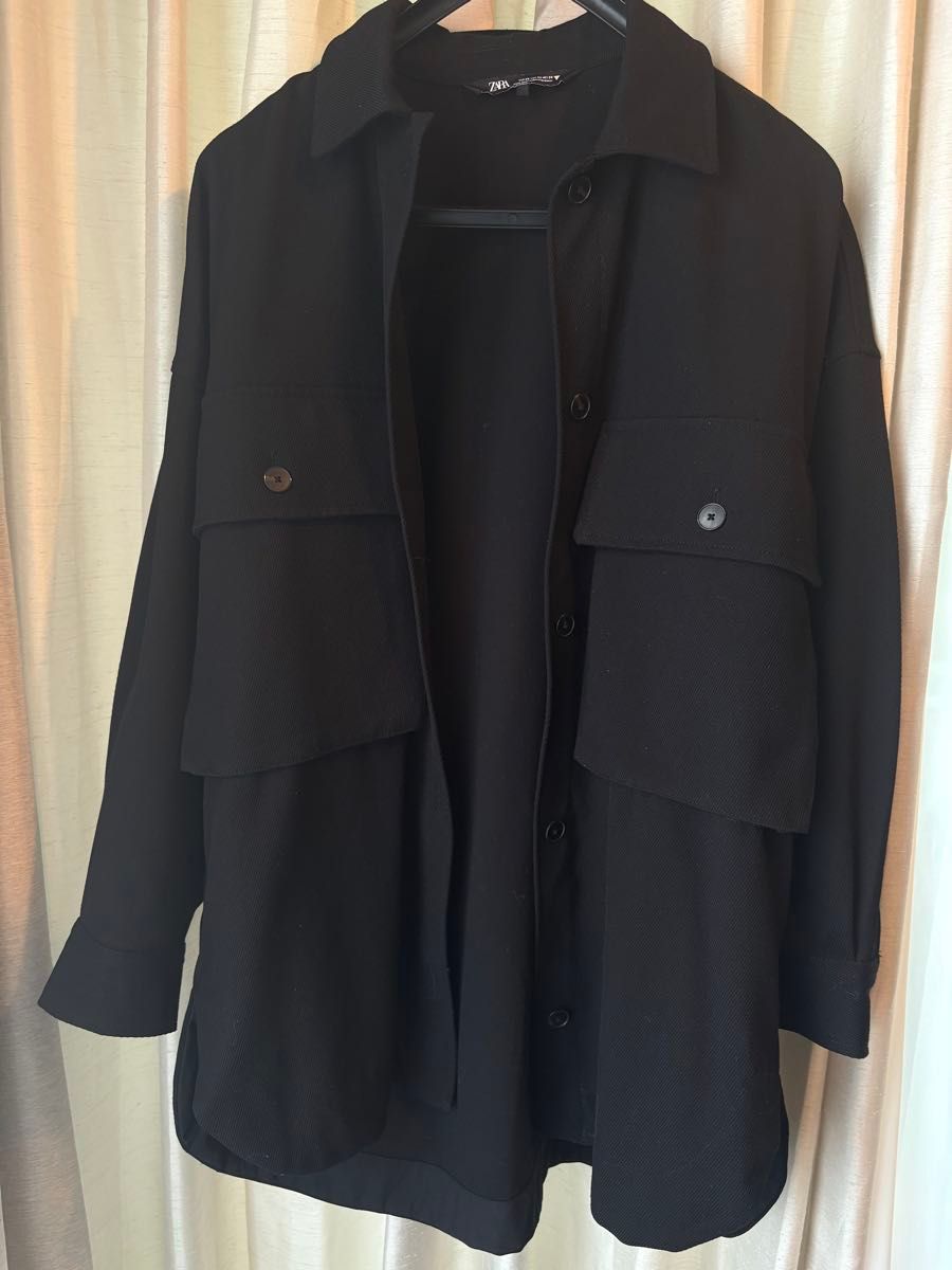 【即完売モデル/未使用品】ZARA オーバーサイズジャケット XS ブラック ほぼ未使用 ZARA オーバーサイズ シャツジャケット xsドロップ