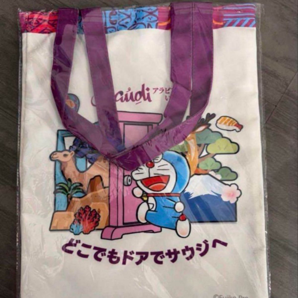 限定値下げ❗️【大阪・関西万博数量限定】サウジアラビア×ドラえもん トートバッグ 関西万博限定】サウジアラビア館 ドラえもん トートバッグ