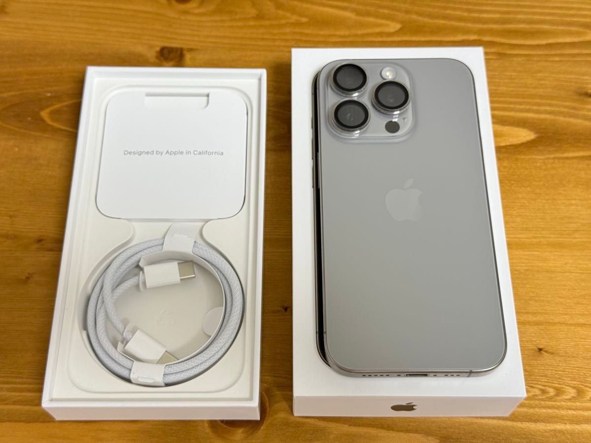 美品 iPhone 15 256GB SIMフリー バッテリー最大容量94% 美品】Apple iPhone 15 Pro 256GB ナチュラルチタニウム SIM