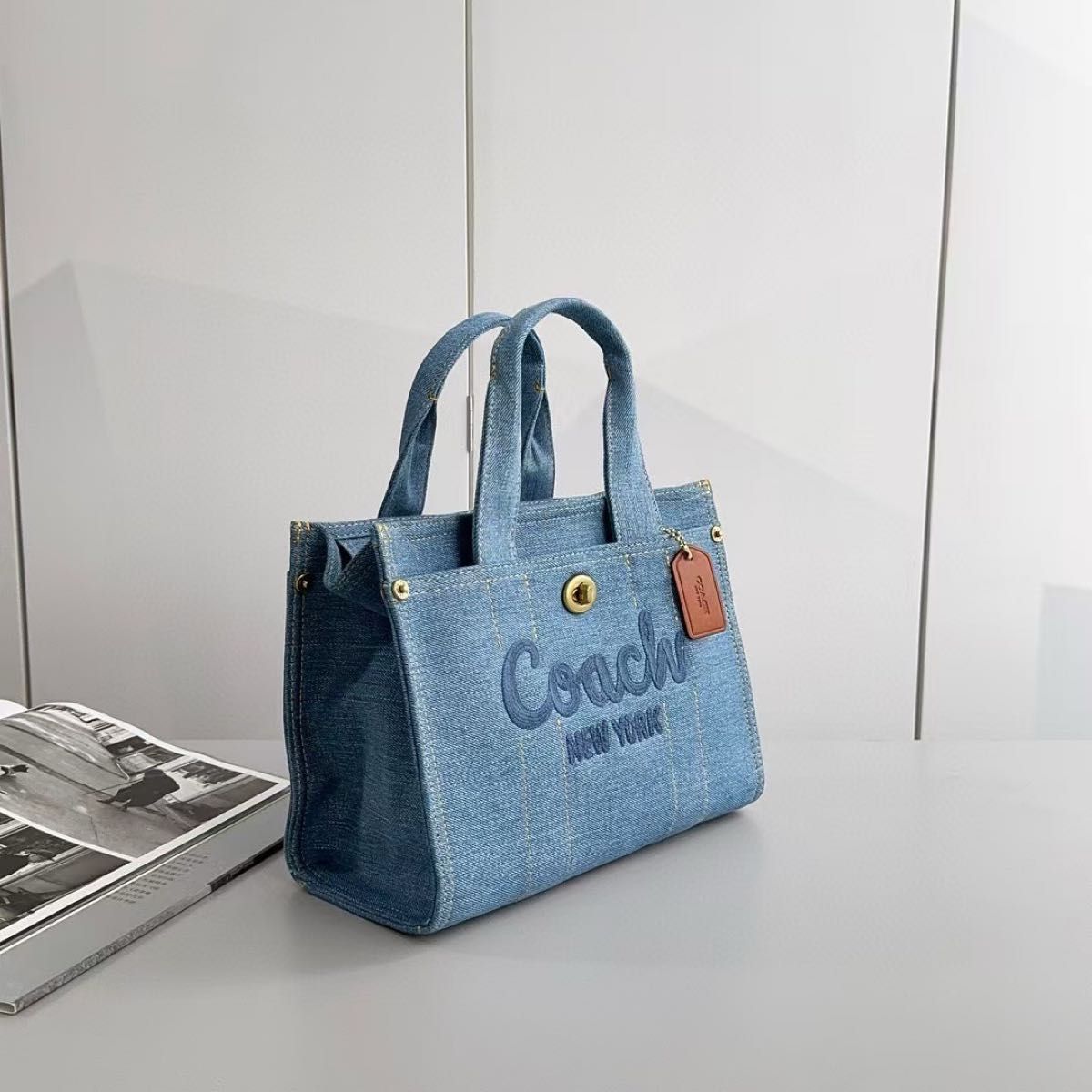 デニムコレクション【COACH】スミス トートバッグ ショルダーも 新品・未使用デニムトートバッグ ショルダーバッグ アウトレット