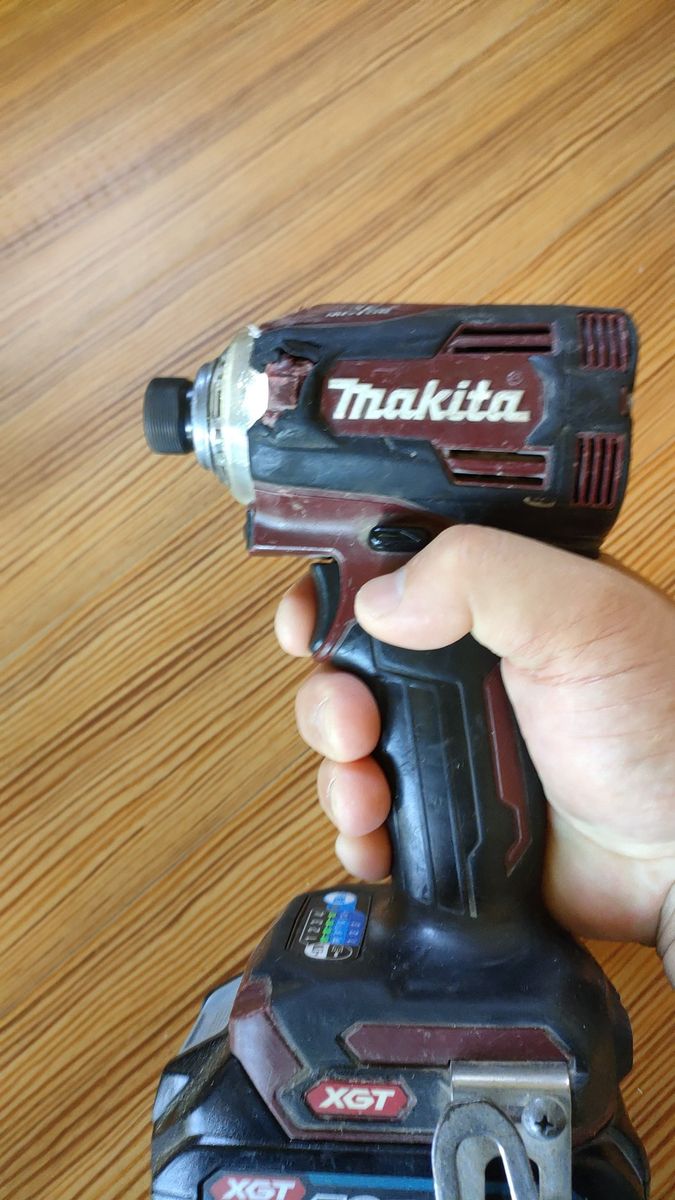 マキタ充電式インパクトドライバー40V TD001GZ 本体のみ